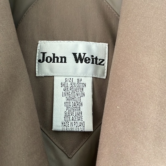 Vintage John Weitz trench coat / raincoat with removable lining. - Picture 2 of 5